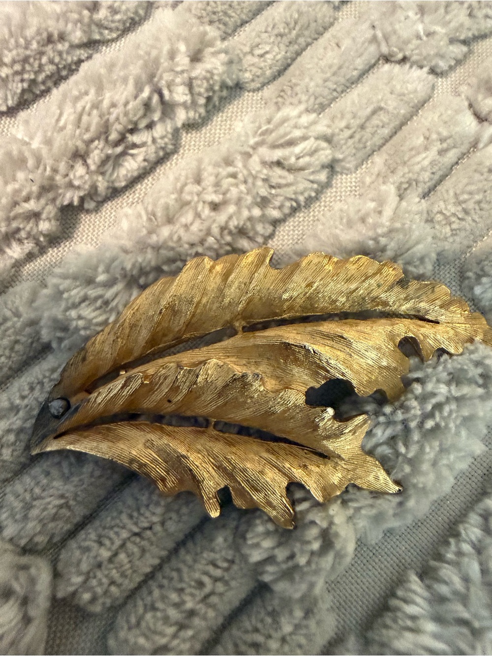 Gold Leaf Brooch - Vintage Inspired Leaf Pin